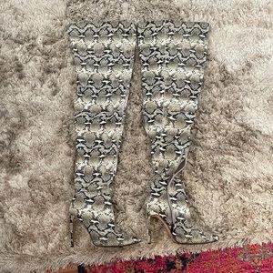 COPY - RAYE from revolve. Snakeskin over the knee boots